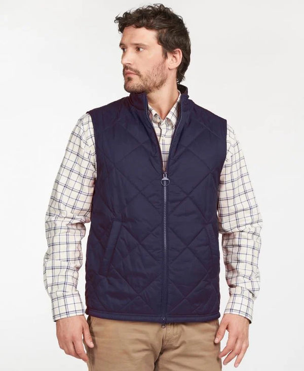 Finn Gilet - Oak Hall